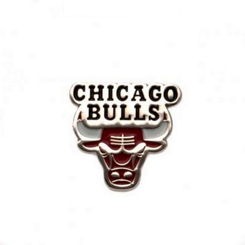 Chicago Bulls Badge - official NBA pin / badge